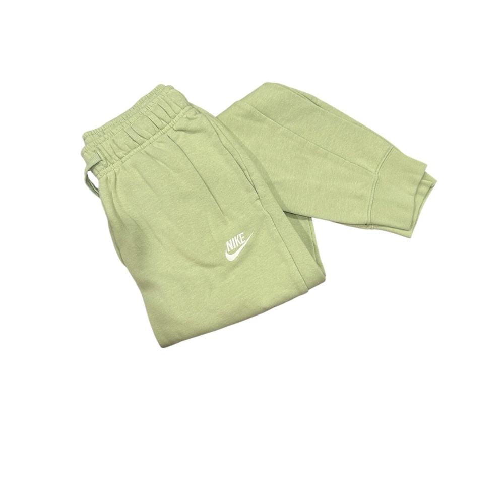 Nike Women’s Green Jogger Pants